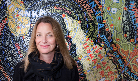 paula-scher-mujeres-diseno-00