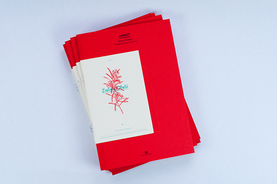 Diseño folleto para Hamlet, Teatro Nacional de Poznan, por Marcin Markowski